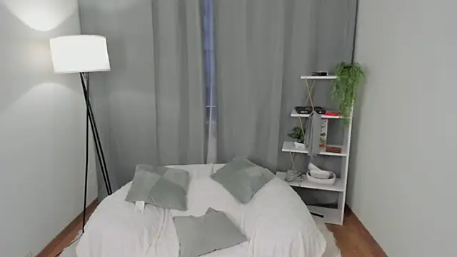 LisaGinder Live XXX-Chat