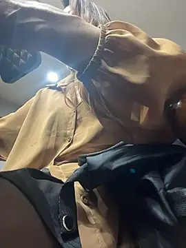 kiss_loo 现场XXX聊天