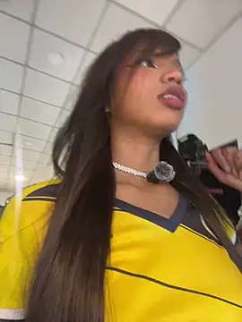 Czat XXX na żywo – Gigi_Strawberry