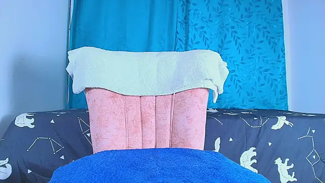 alana_pink95's Live XXX Chat