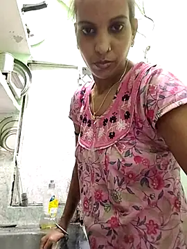 Sexy-Kajal2's Live XXX Chat