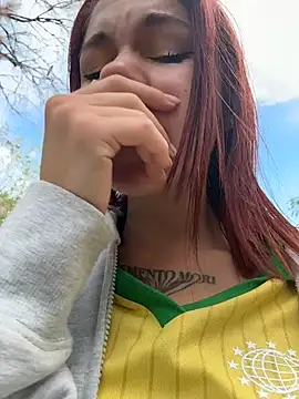 RosieSecret's Live XXX Chat