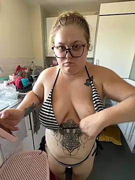 Ivy-Rose-xx's Live XXX Chat