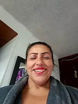 Chatroom XXX en direct de maynor_1998