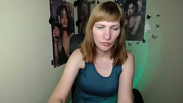 Rosalinda_ro 即時 XXX 聊天