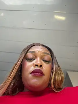 Iam-Sharifa Live XXX-Chat