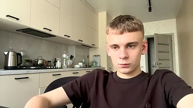 SoloFury Live XXX-Chat