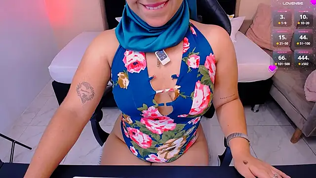 Kendra_Kait élő XXX-chatje