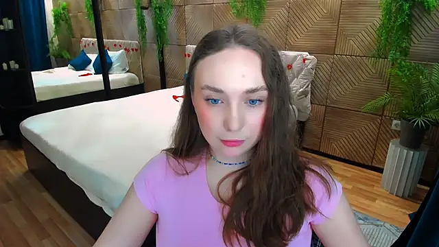 TrueReincarnation Chat XXX in diretta