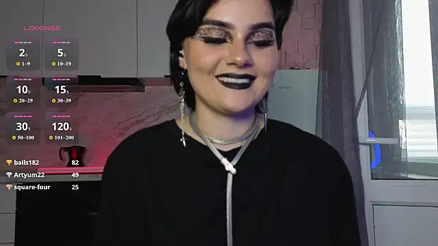 Chat XXX en directo de IntrigueYourDay