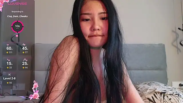 Chat XXX ao vivo de tsukumogamimi
