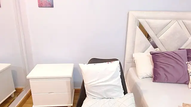 kylieBensoon Chat XXX live