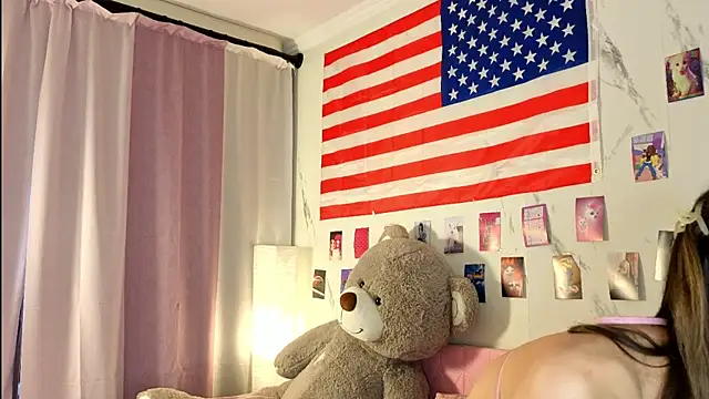 Karolinacreamm's Live XXX Chat