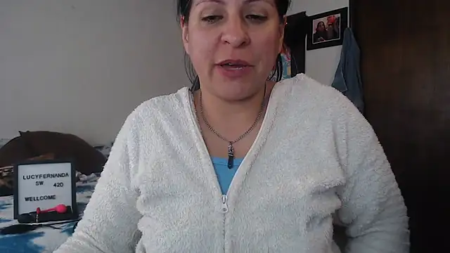 Chat XXX en directo de LucifernandaSw