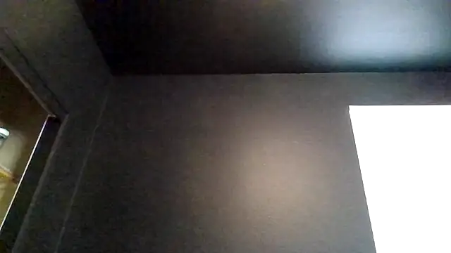 Chat XXX ao vivo de Cloudyydayzz