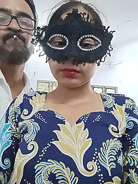 KumarSilencesex21 XXX чат на живо