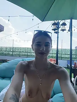 VixenRosse Chat XXX live