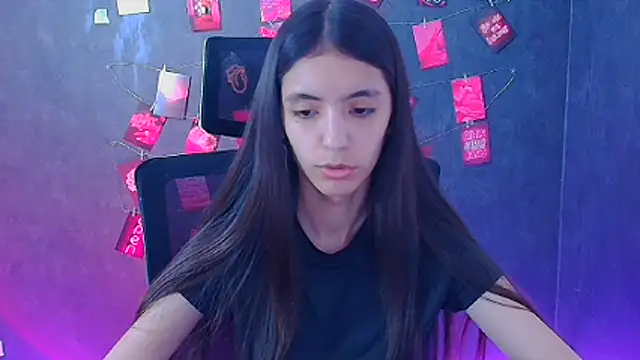 Chat XXX ao vivo de Aishell_