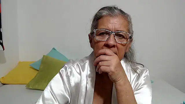 Chat XXX ao vivo de candy_mature_