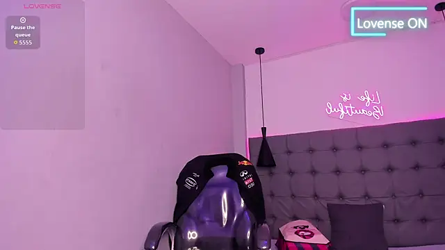 scarletcherry18 Live XXX-chat