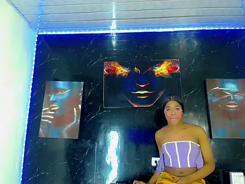 Chat +18 de SaramyBigcock ao vivo