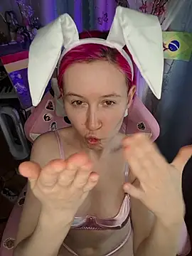 Fuzzy_Unicorn's Live XXX Chat