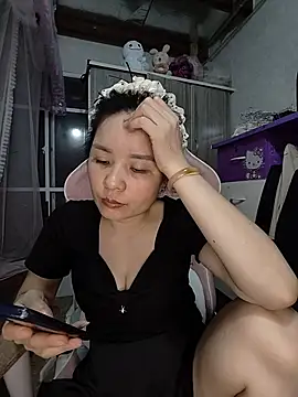 Ivy_Trix2 라이브 XXX 채팅