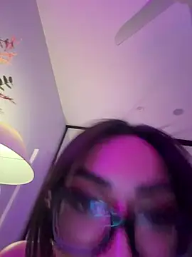 NaughtyAsian25's Live XXX Chat