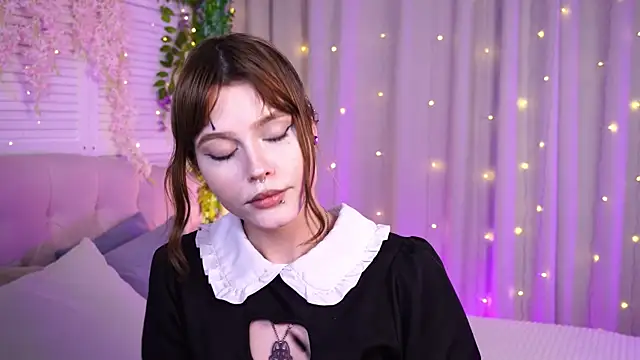 XXX chat uživo modela LunaSilvermoon