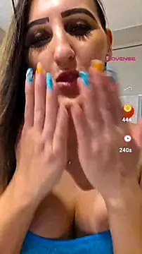 Bunny_LiveShow's Live XXX Chat