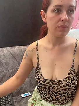 Chat XXX en directo de kat_desiree