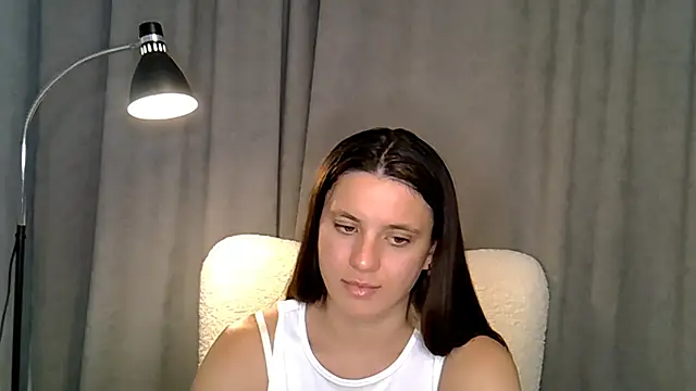 KiraHoney Chat XXX live
