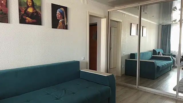 Chat +18 de Ellewaay ao vivo