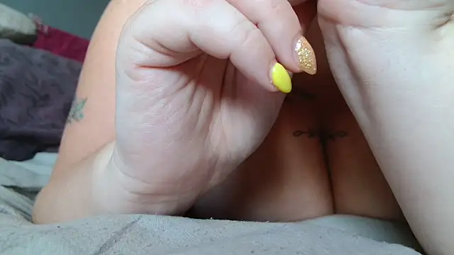 busty-bella1 라이브 XXX 채팅
