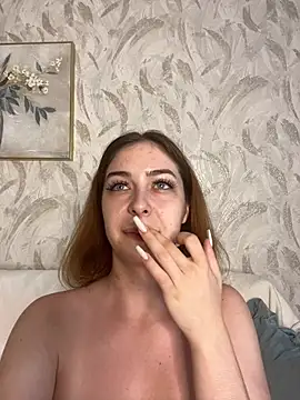 XXX chat uživo modela LynaFrost