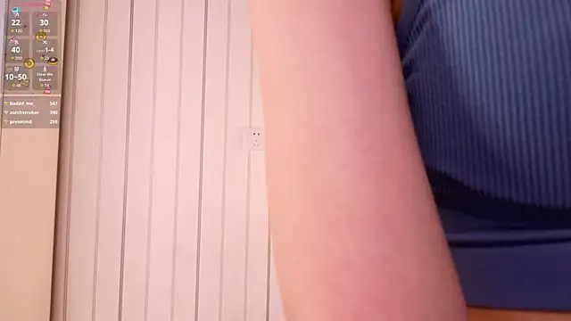 Živý XXX chat HarriettKitty
