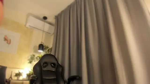 madison_littlee_'s Live XXX Chat