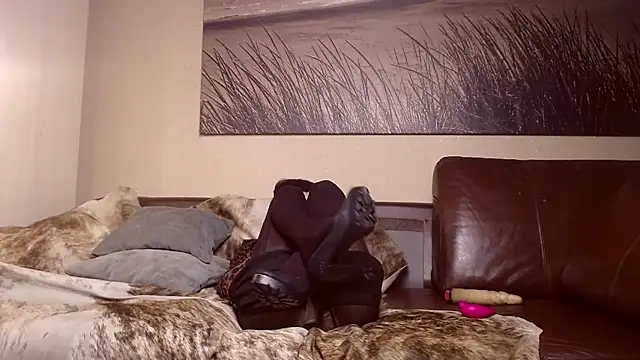 ElizabethLong live XXX chat
