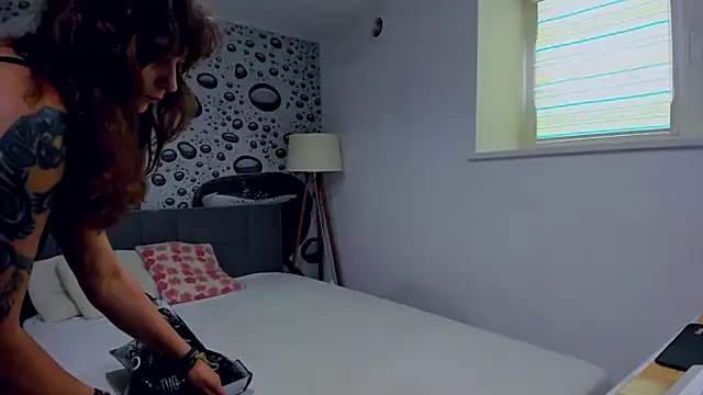 AlmaFancy live XXX chat