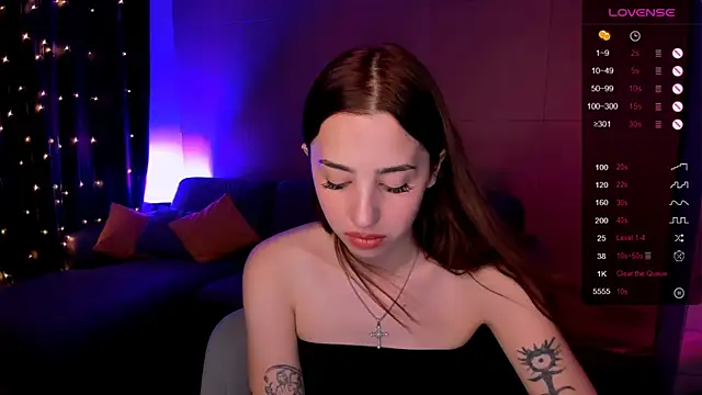 Czat XXX na żywo – CharliGrace_
