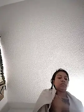 XXX chat uživo modela Tiphanydirty3