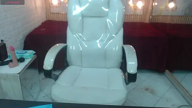 naty_18 라이브 XXX 채팅