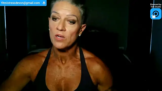 Chat XXX ao vivo de Devon2020