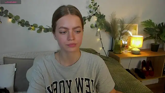 Chat XXX ao vivo de HoneyEmilly