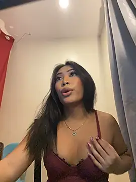 Онлайн чат XXX hugecock_tamira