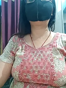 Aishwaryaa_69 现场XXX聊天