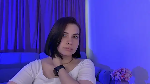 AdrianaToress' Live XXX Chat
