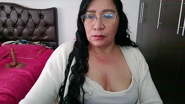 Grace_mature_milf live XXX chat