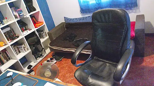 Chat +18 de ravingr4d4 ao vivo