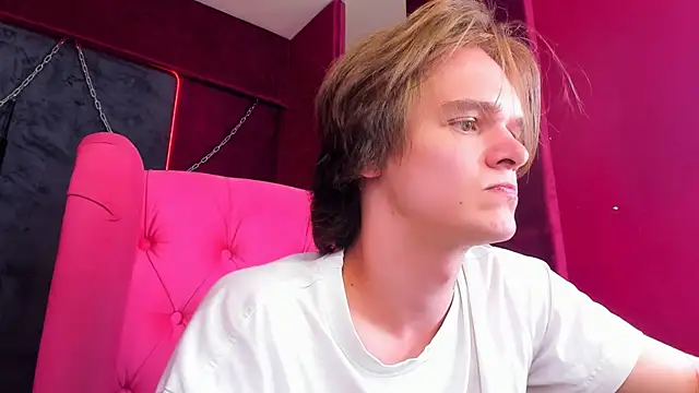 Stephen_Holt Live XXX-chat